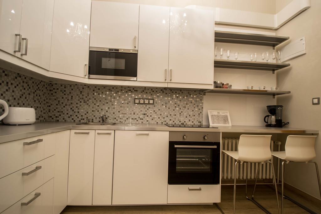4Bdr Historical Spirit Apt By Ruterra Prague Extérieur photo